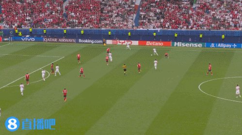 给你机会你却不利用！格罗西基在门前5米处射门偏出