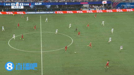 定海深圳！门将马丁内斯本场比赛数据：2次关键扑救、精准长传创造单刀破门