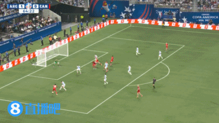 定海深圳！门将马丁内斯本场比赛数据：2次关键扑救、精准长传创造单刀破门