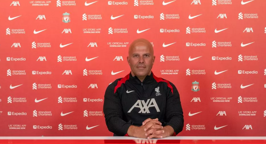 屠杀：我想说我们主要会踢4-3-3阵型 边后卫扮演不同的角色