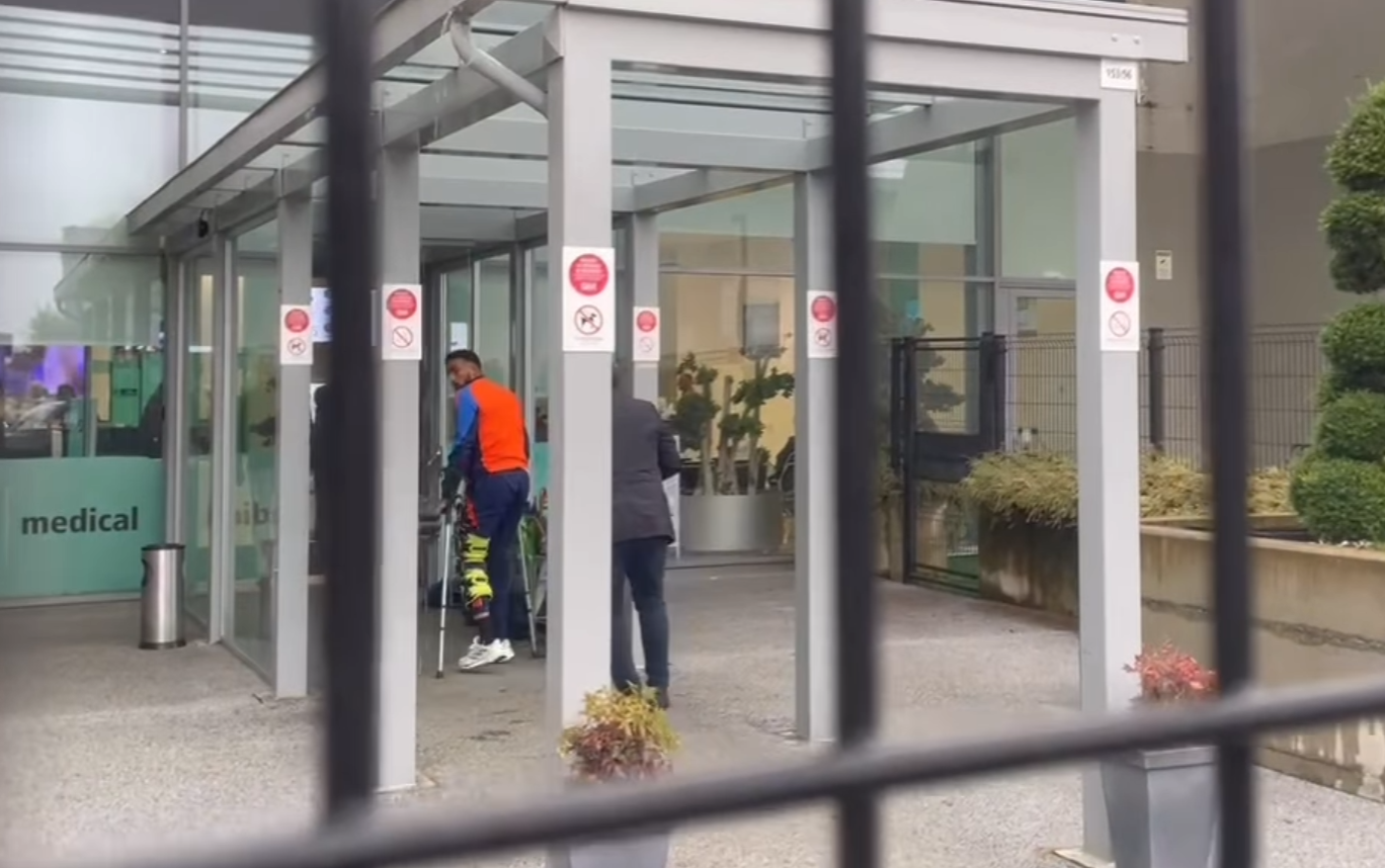 尤文跟队记者:布雷默十字韧带受伤 被迫拄拐恐长期缺席