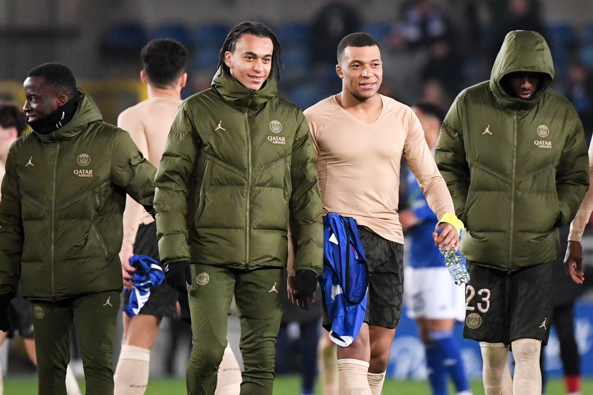 队报:纳赛尔曾要求不让姆巴佩弟弟进入大名单 姆巴佩与其发生过激烈争吵