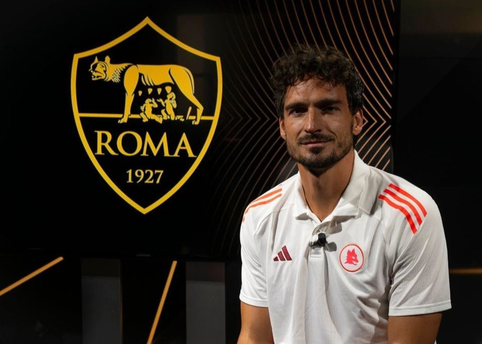 意媒批评尤里奇：罗马的防守已经满目疮痍 他却仍拒绝使用胡梅尔斯